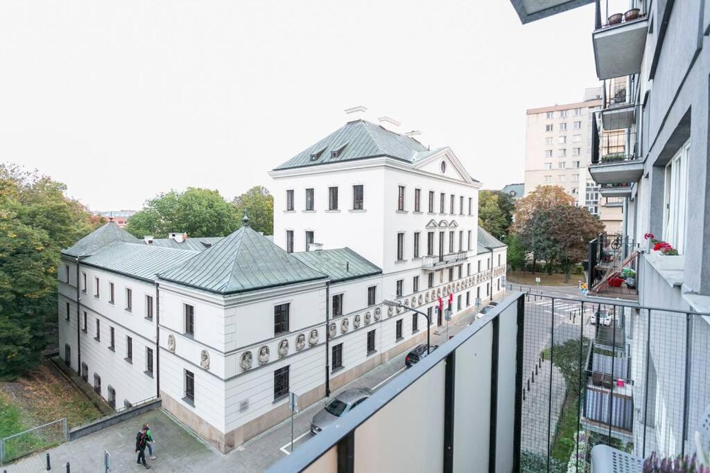 Piekne, Przestronne Mieszkanie Przy Placu Teatralnym. Βαρσοβία Εξωτερικό φωτογραφία